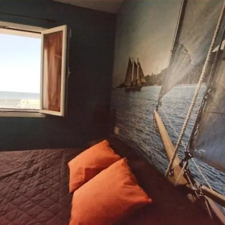 Apartment Near The Port, Wide, Confortable, Wi-fi, Terrace, Aircon Morro Jable