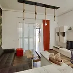 Near The Port, Wide, Confortable, Wi-fi, Terrace, Aircon 公寓 *